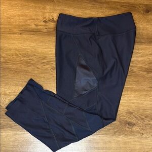 FILA Sport Wimen’s Medium Stretch Black Mesh Cropped Leggings